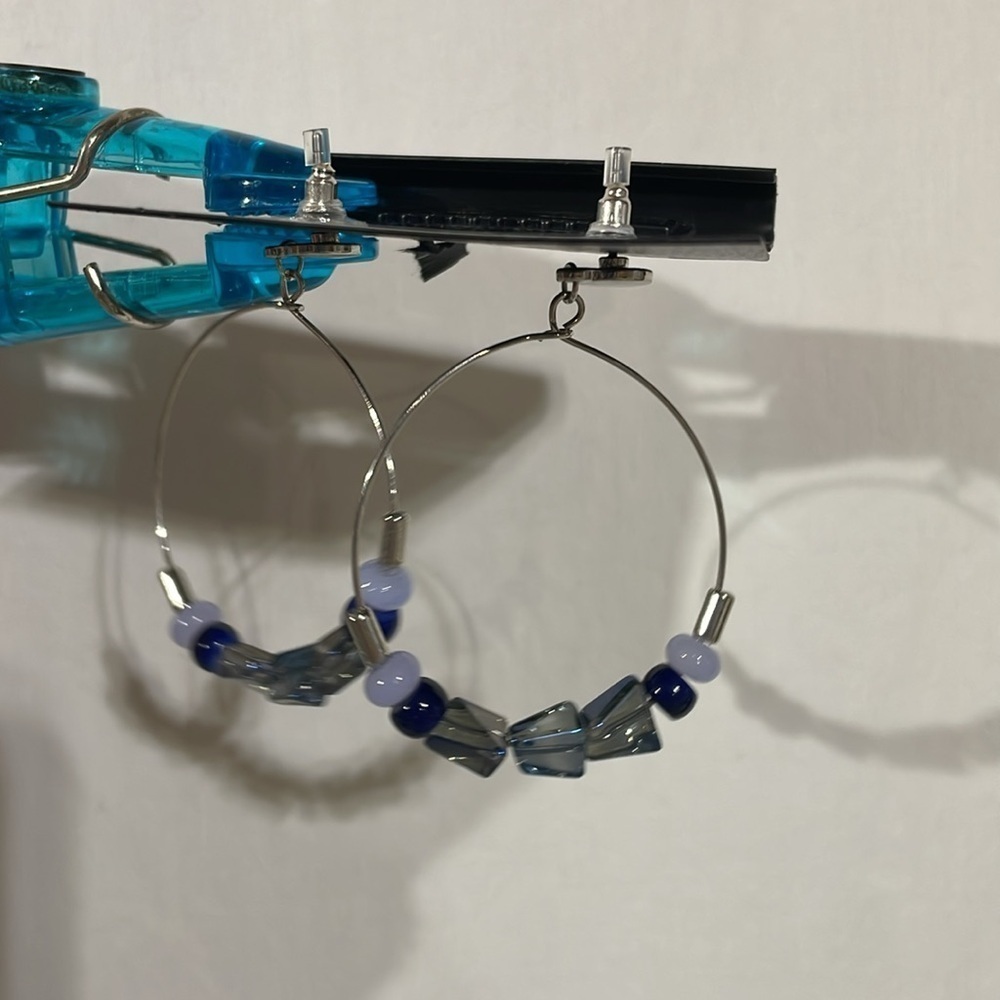 NWT Bundle of 3, Ophelia Roe, Silver-Gold-Blue Hoops, - Picture 7 of 11